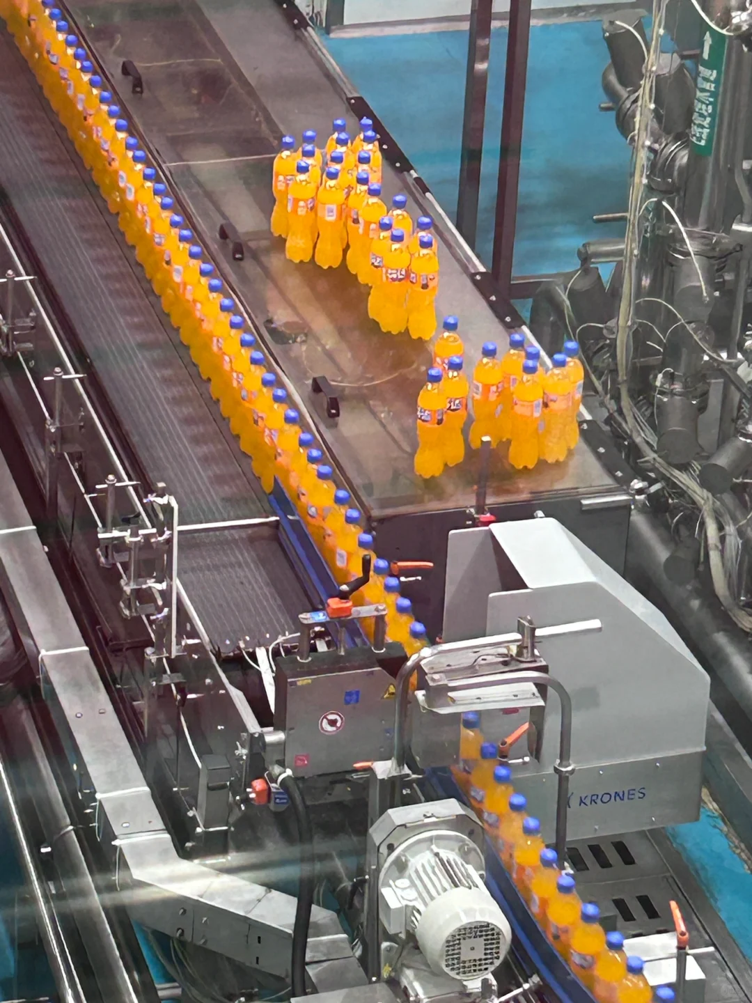 揪住一些生产线上的芬达！