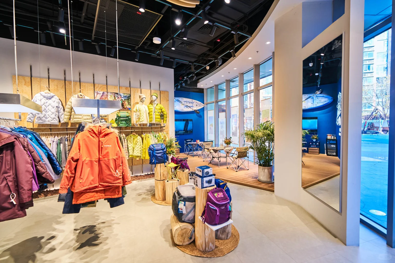 mont·bell举办2025秋冬新品预览会