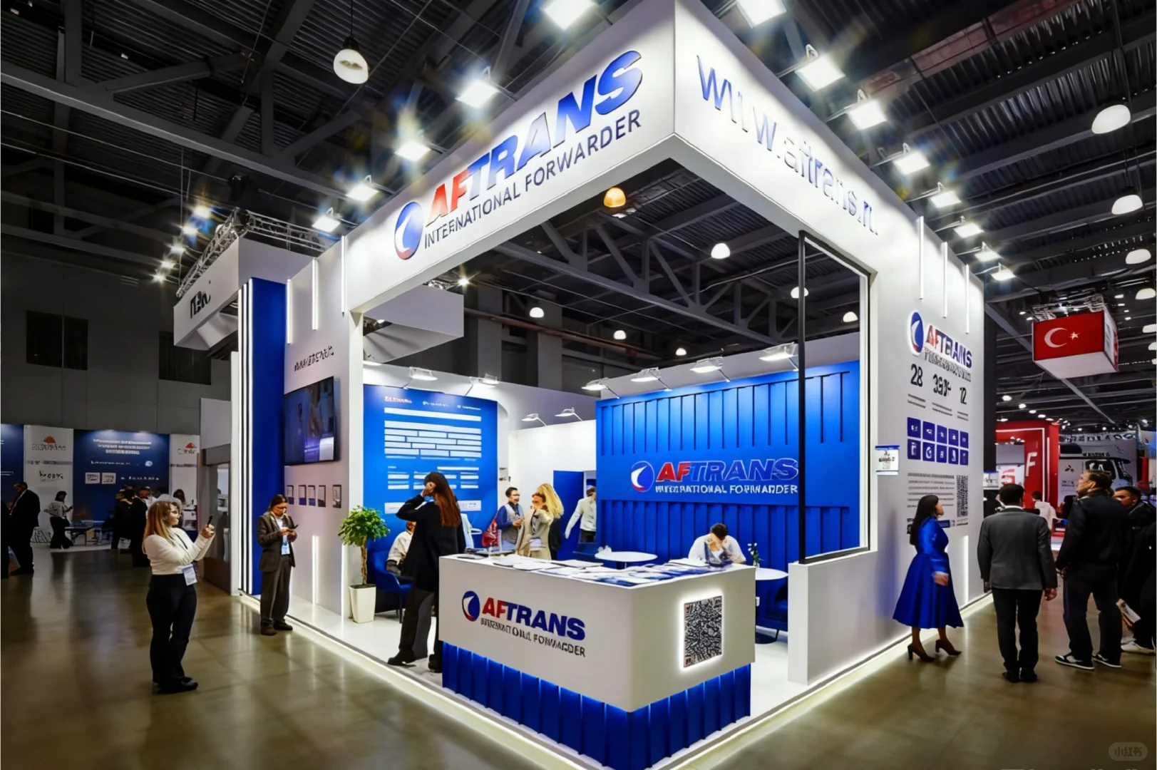 进博会上吸睛的蓝白系展台设计搭建