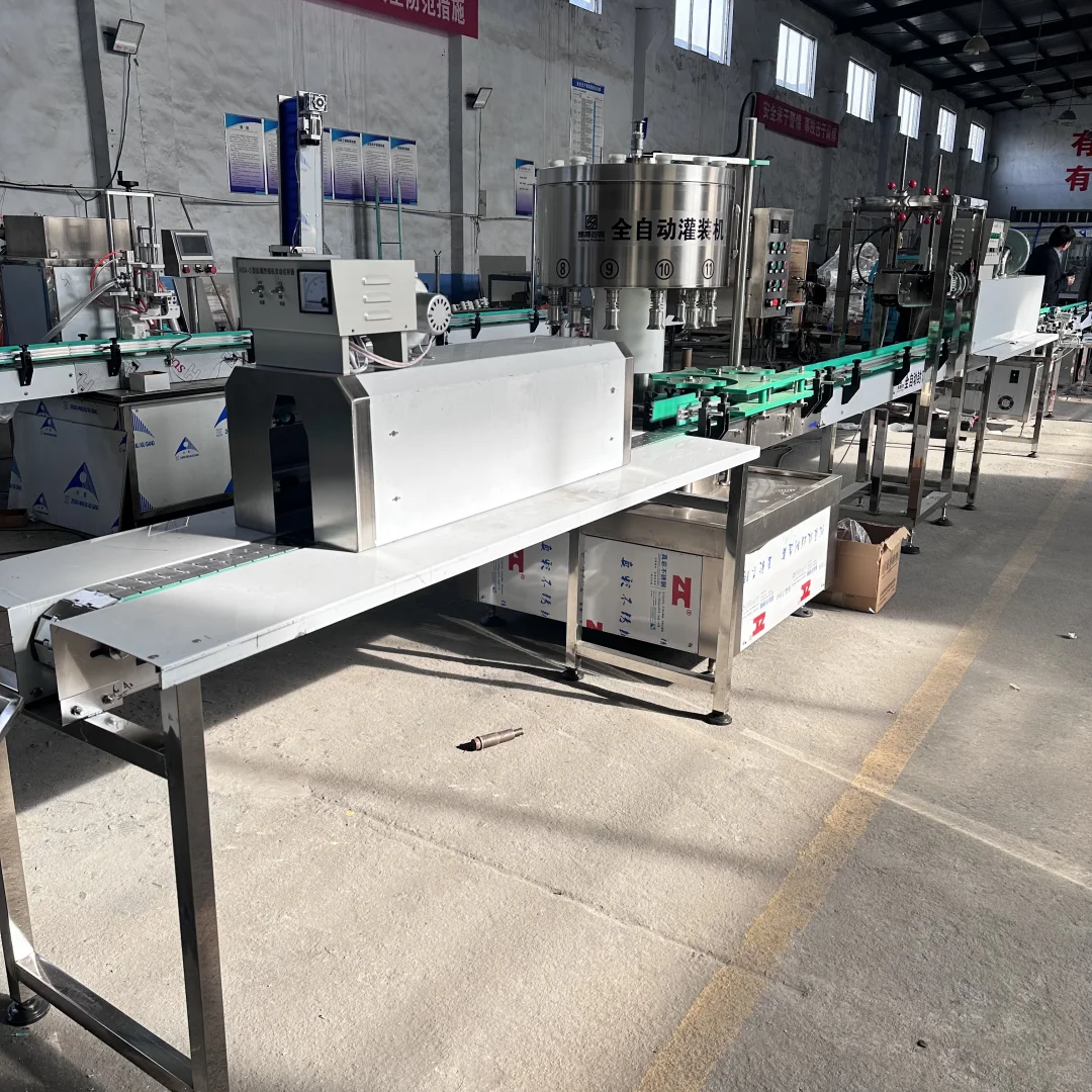 全自动量杯式白酒灌装机生产线