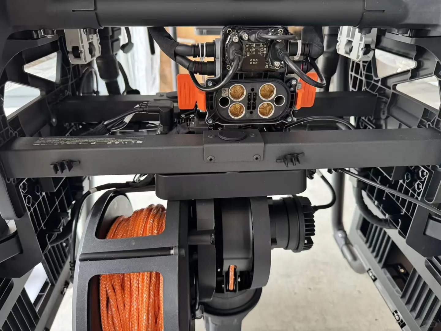 “天空之镜”学员解锁大疆FC100旗舰机