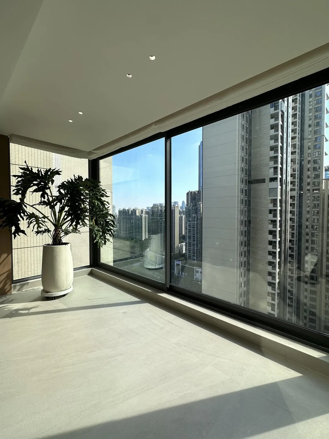 个人转租 大型落地窗 价格来谈