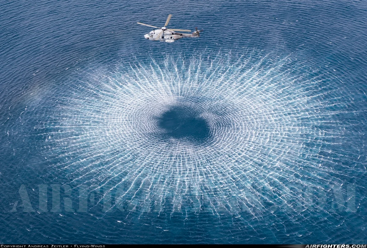 双发多用途直升机:NH-90?