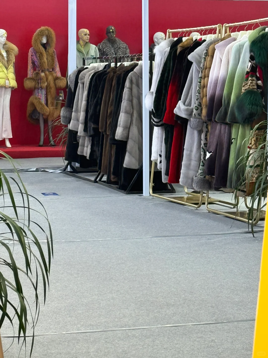 ??俄语展会翻译之2023中国国际皮草博览会