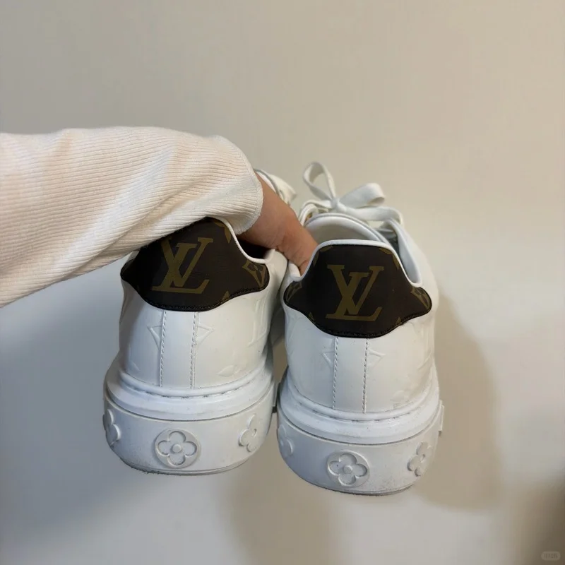 售9.9新LV小白鞋