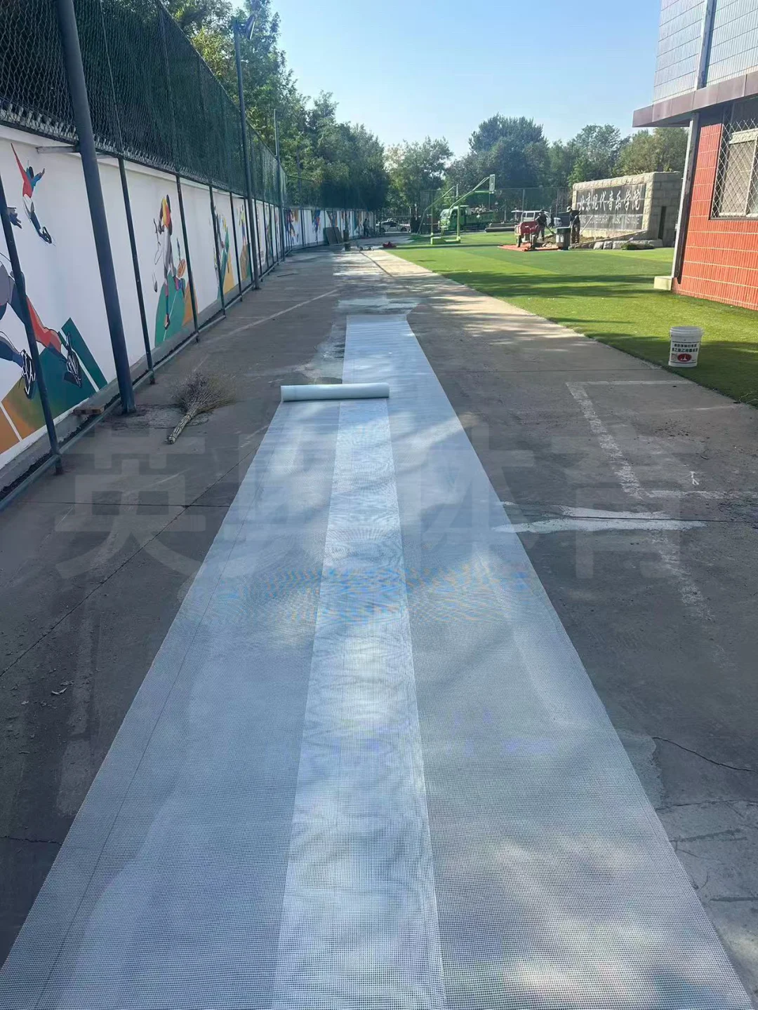 塑胶跑道旧基础修复