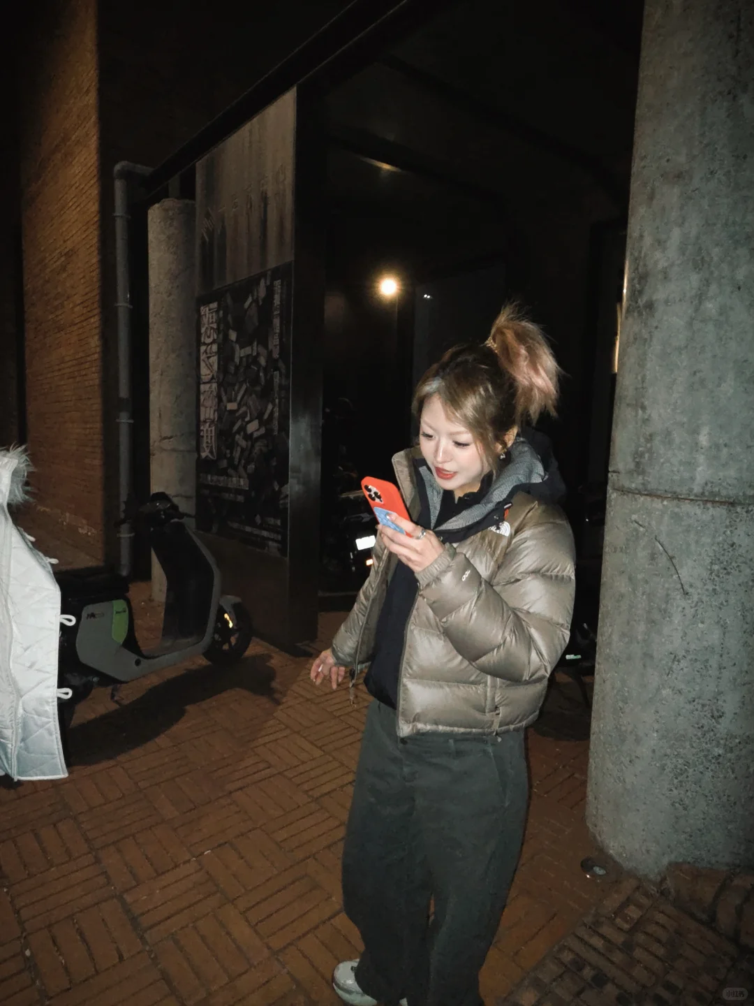 世界以痛吻我 我报之以…