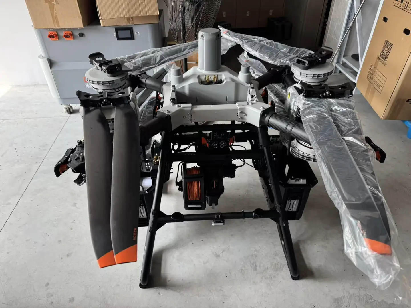 “天空之镜”学员解锁大疆FC100旗舰机