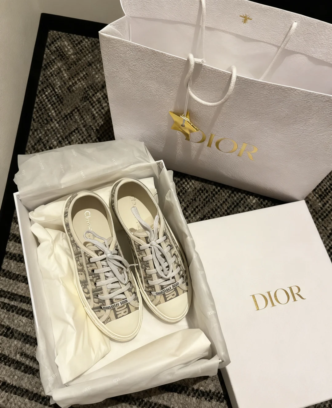 ??自用闲置转让➗Dior miumiu