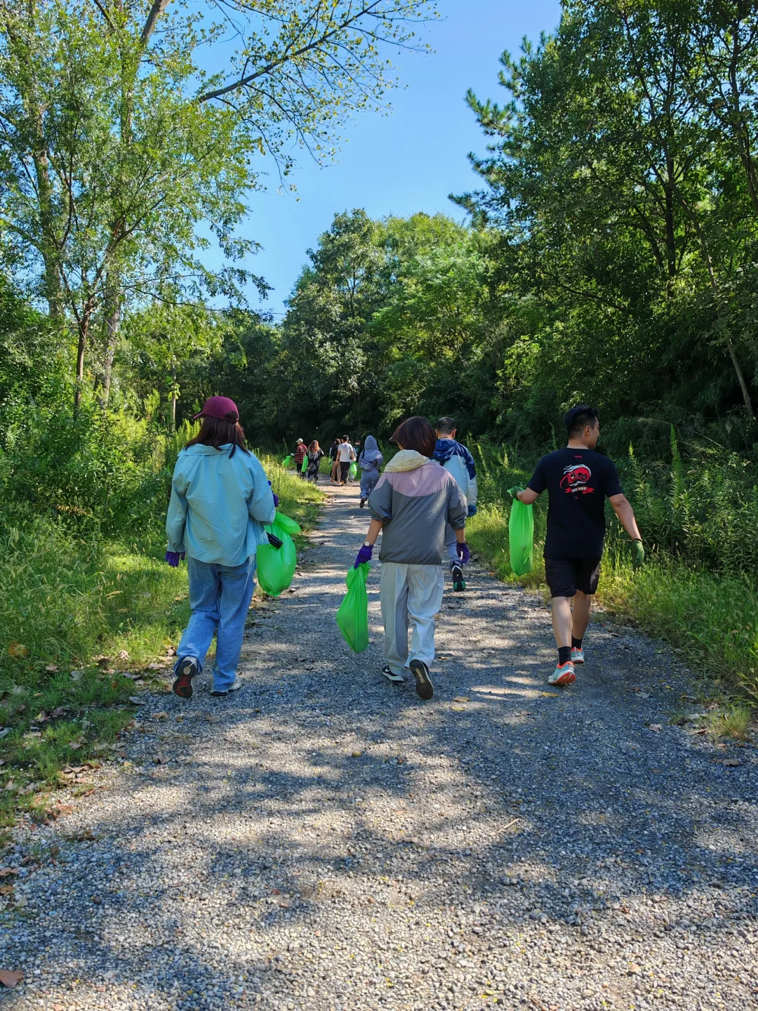捡垃圾正规军的装备