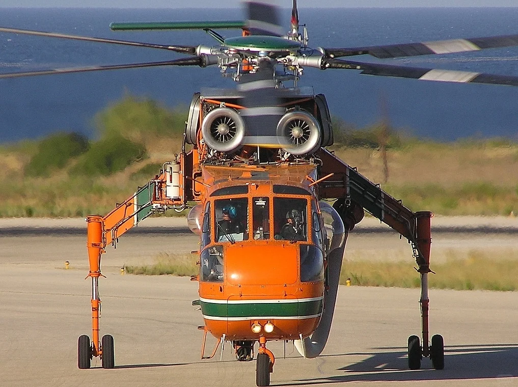 S-64双发重型直升机