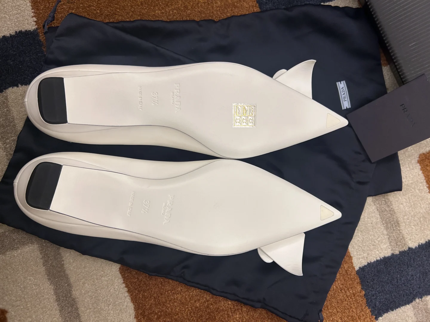 4500｜听说小红书出prada折纸鞋婚鞋很快