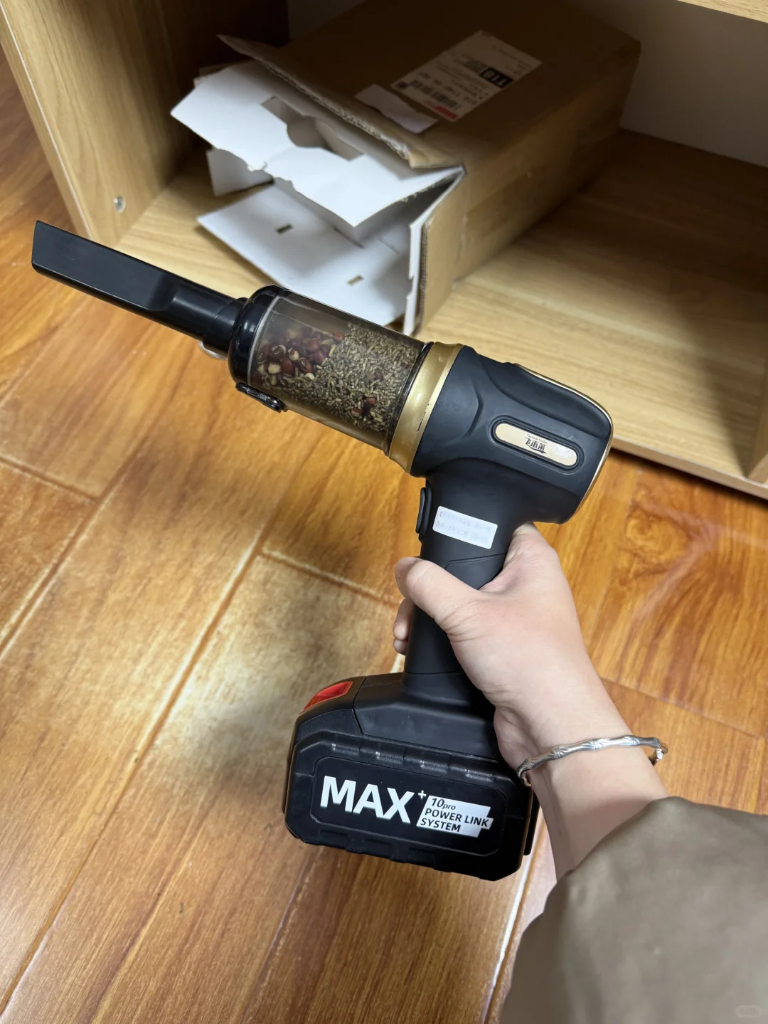 这么好用的手拿吸尘器哪里找！