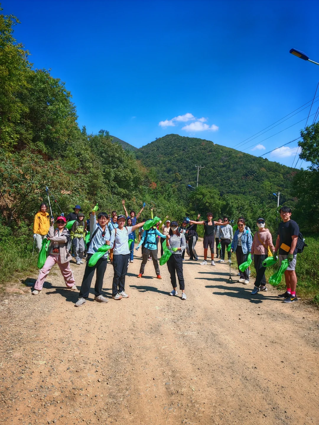 捡垃圾正规军的装备