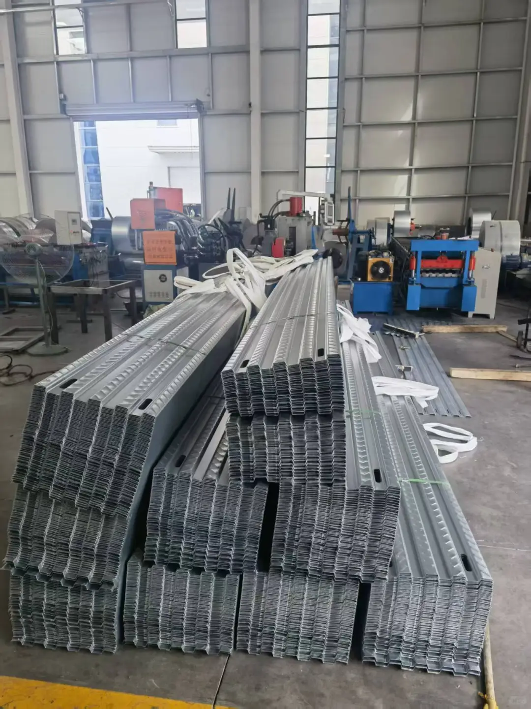 【?光伏人必看！乐从钢铁世界宝藏材料大公开