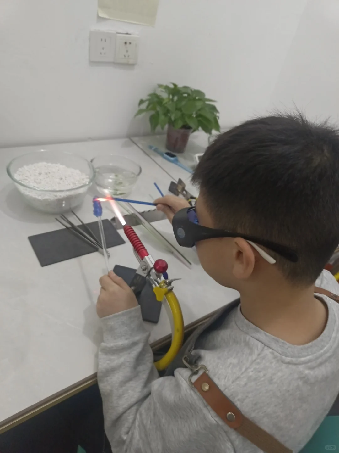 烧玻璃不限量，不限品客作小分享！