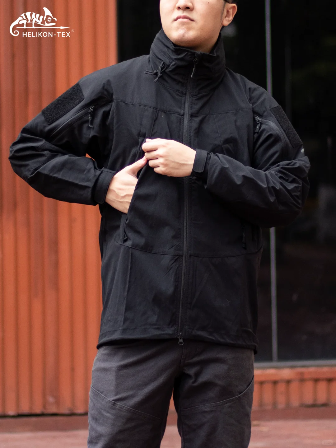 抗风防泼水还帅到出圈|翼骑兵软壳夹克 ✨