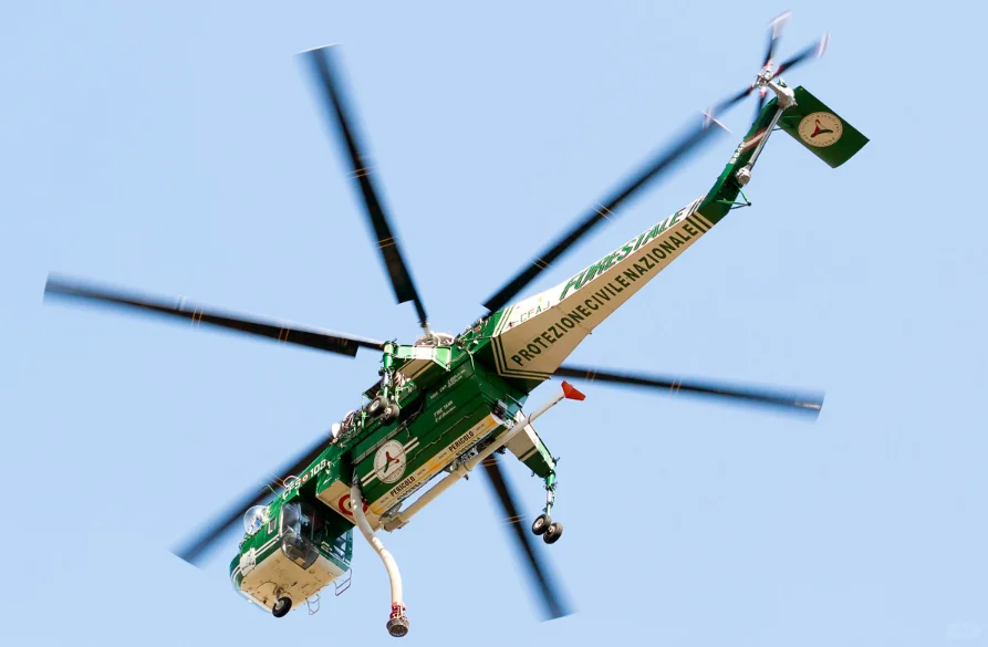 S-64双发重型直升机