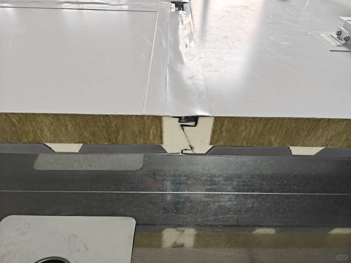 新疆tpo柔性光伏防水屋面板源头工厂