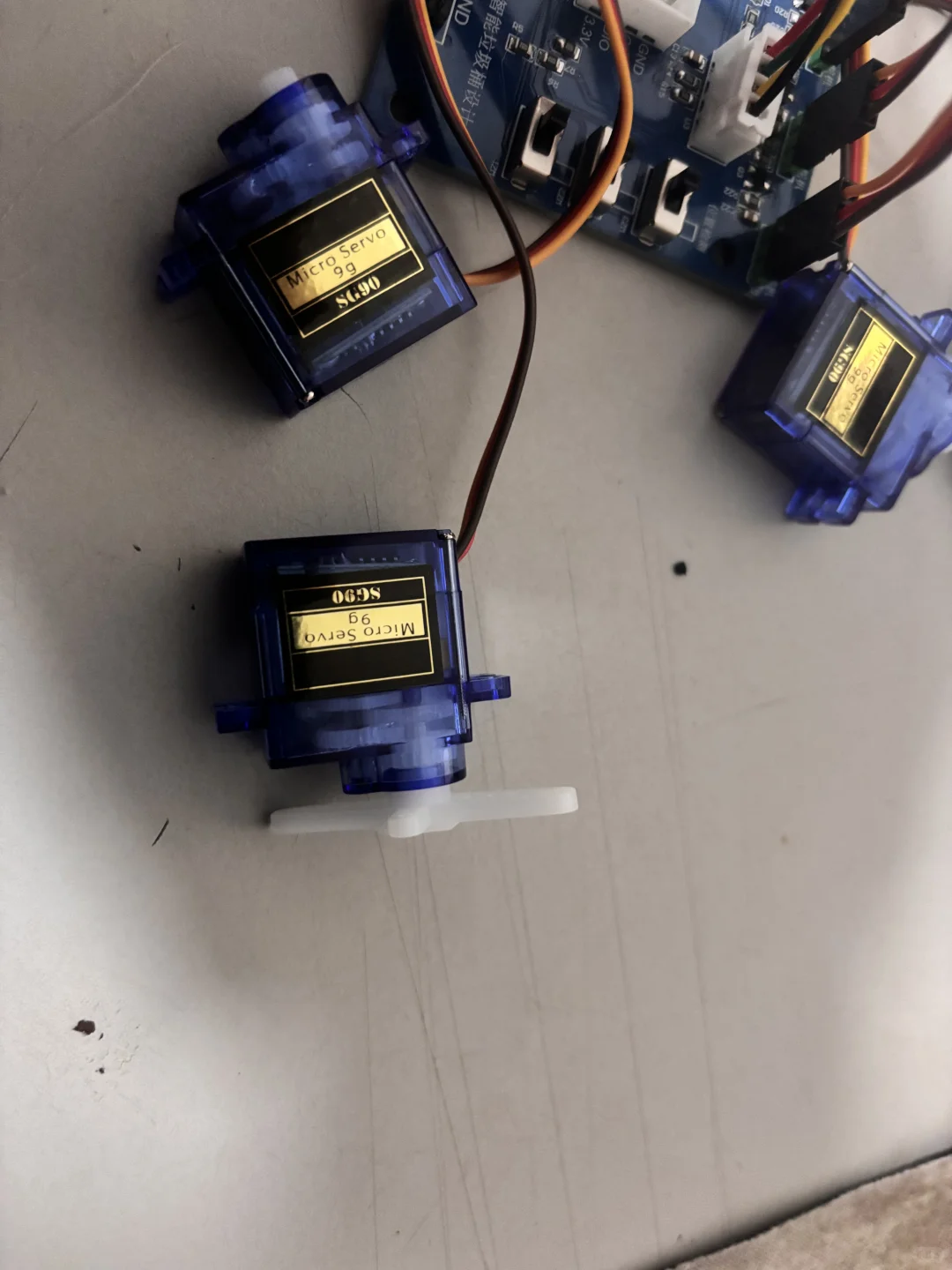 舵机可以用来做机器猫吗