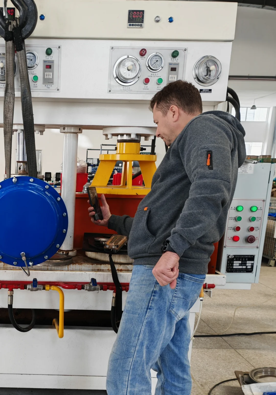 土耳其客户现场见证气动调节阀品质