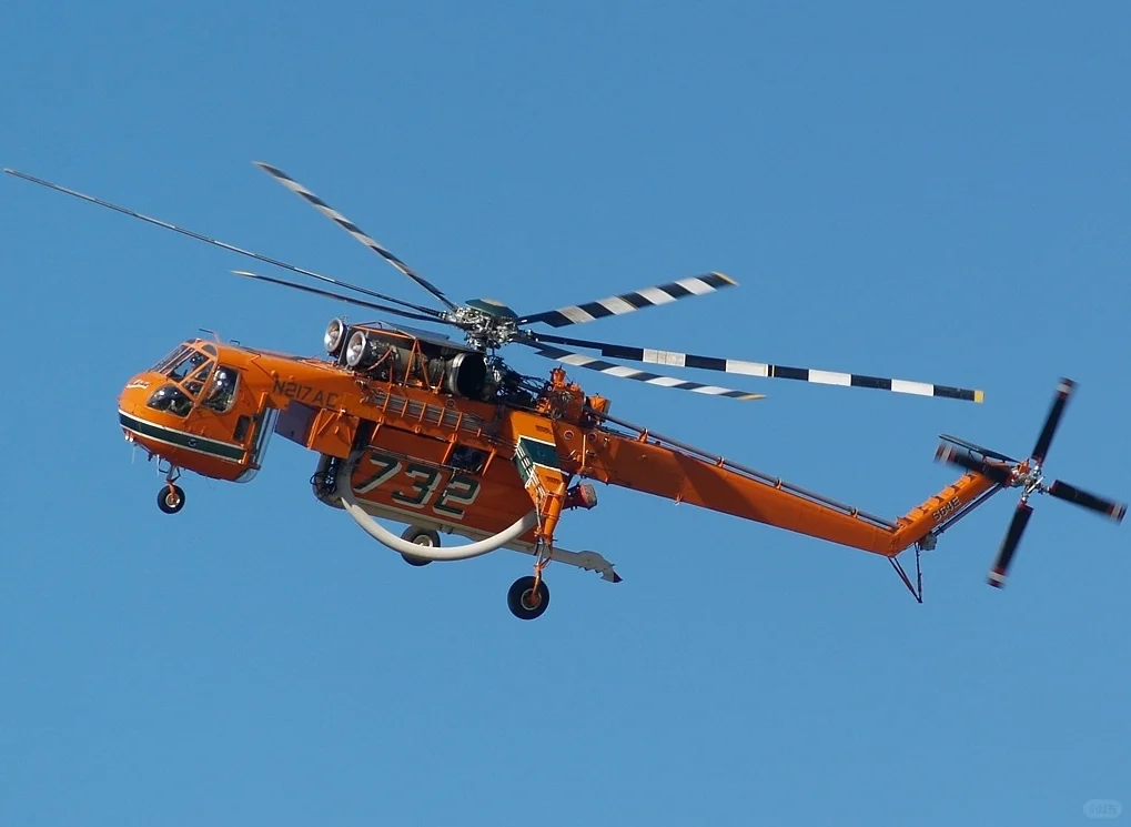 S-64双发重型直升机