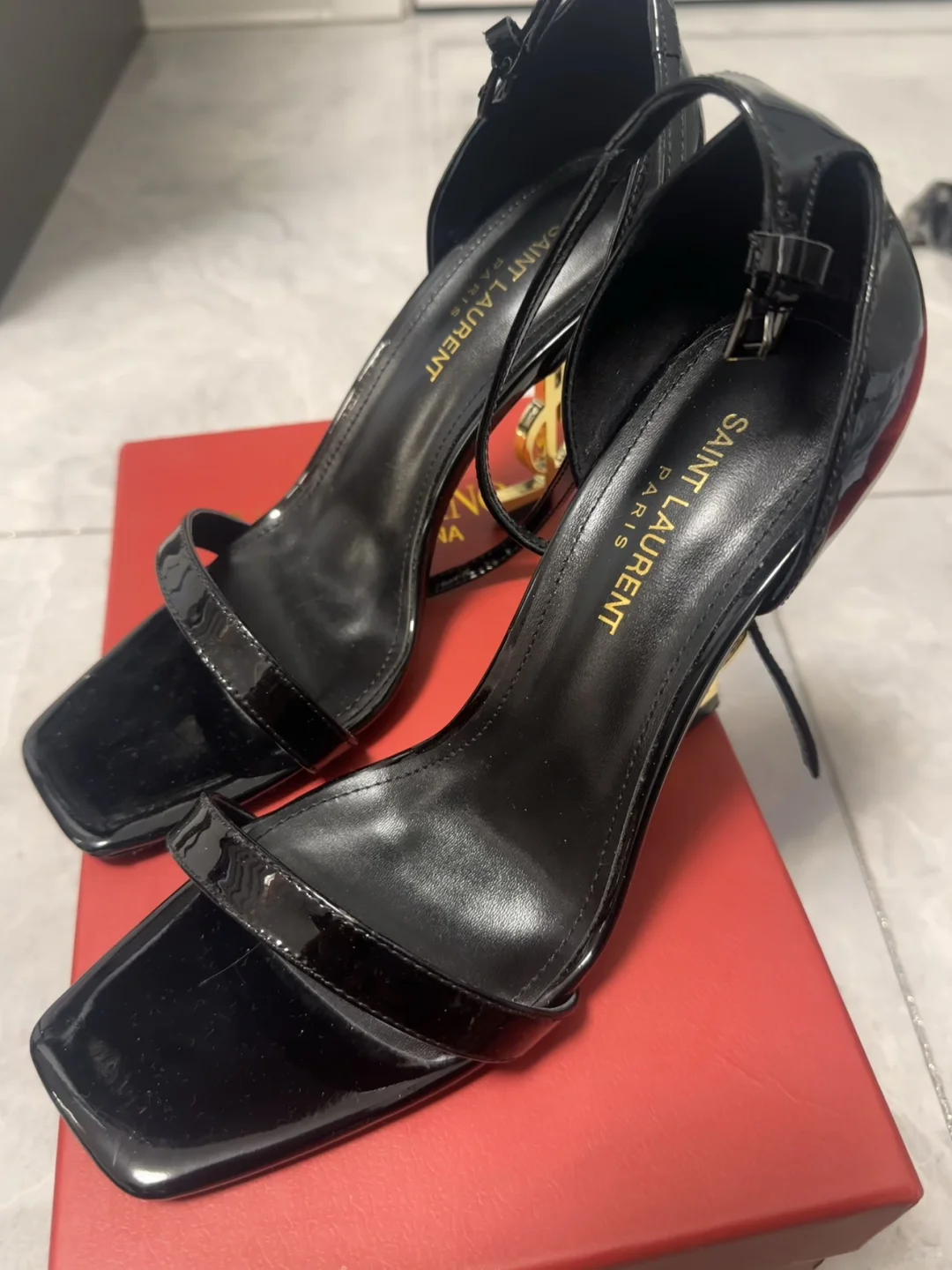 出 3940 码闲置高跟鞋