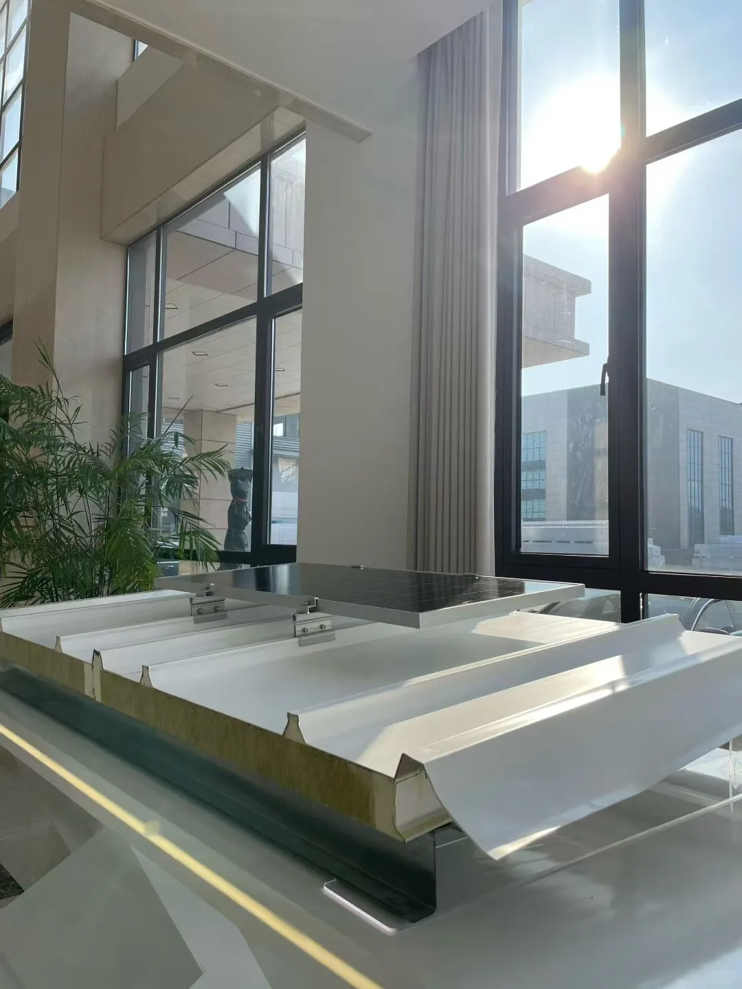 宁夏tpo柔性光伏防水屋面板厂家