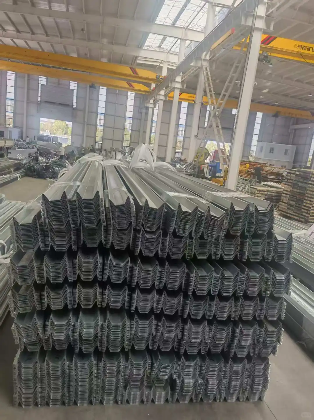 【?光伏人必看！乐从钢铁世界宝藏材料大公开