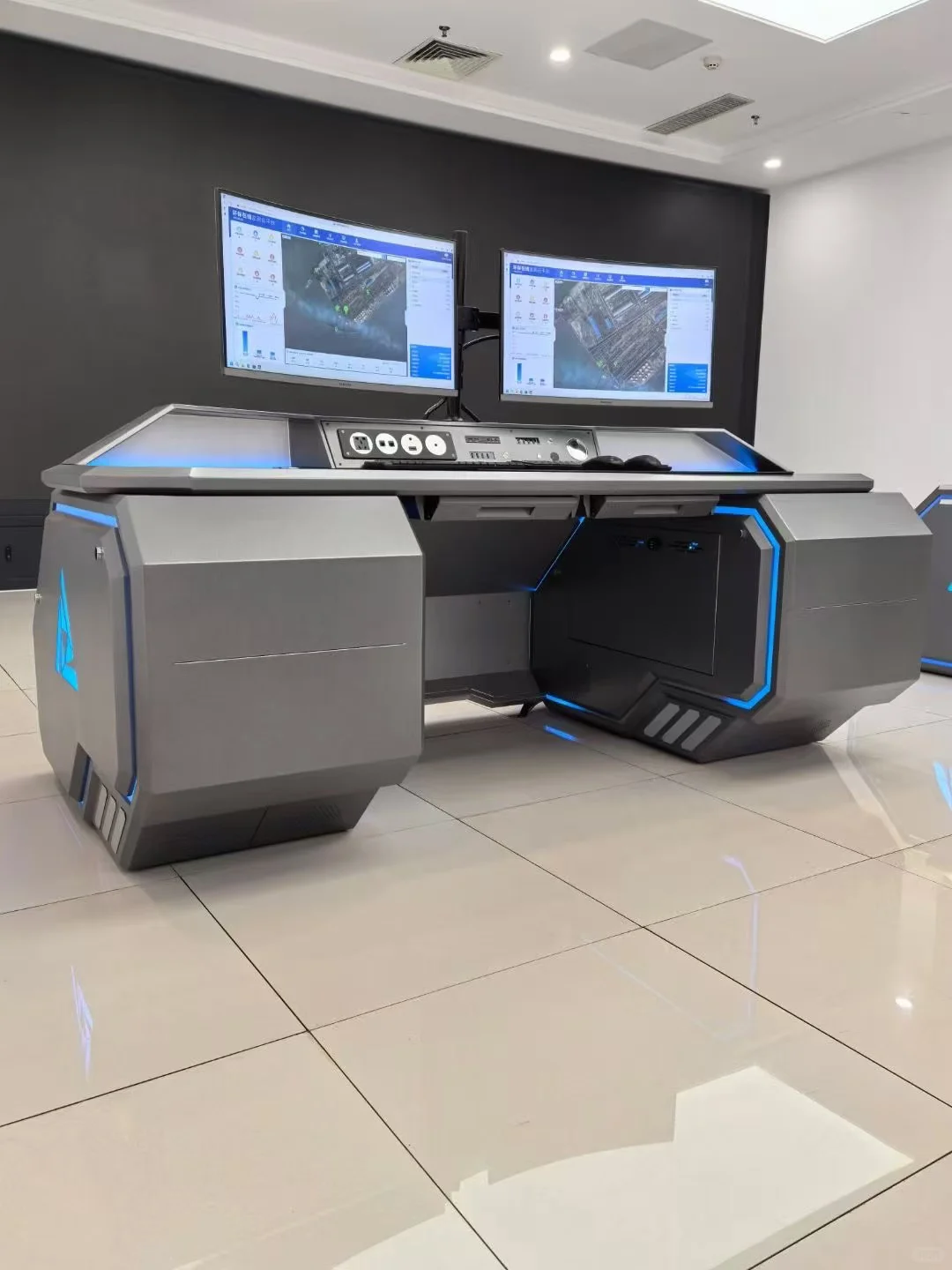 到底什么行业需要监控操作台？