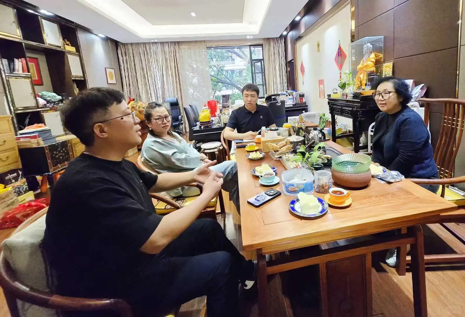 揭秘40年外贸鞋企的生存智慧！