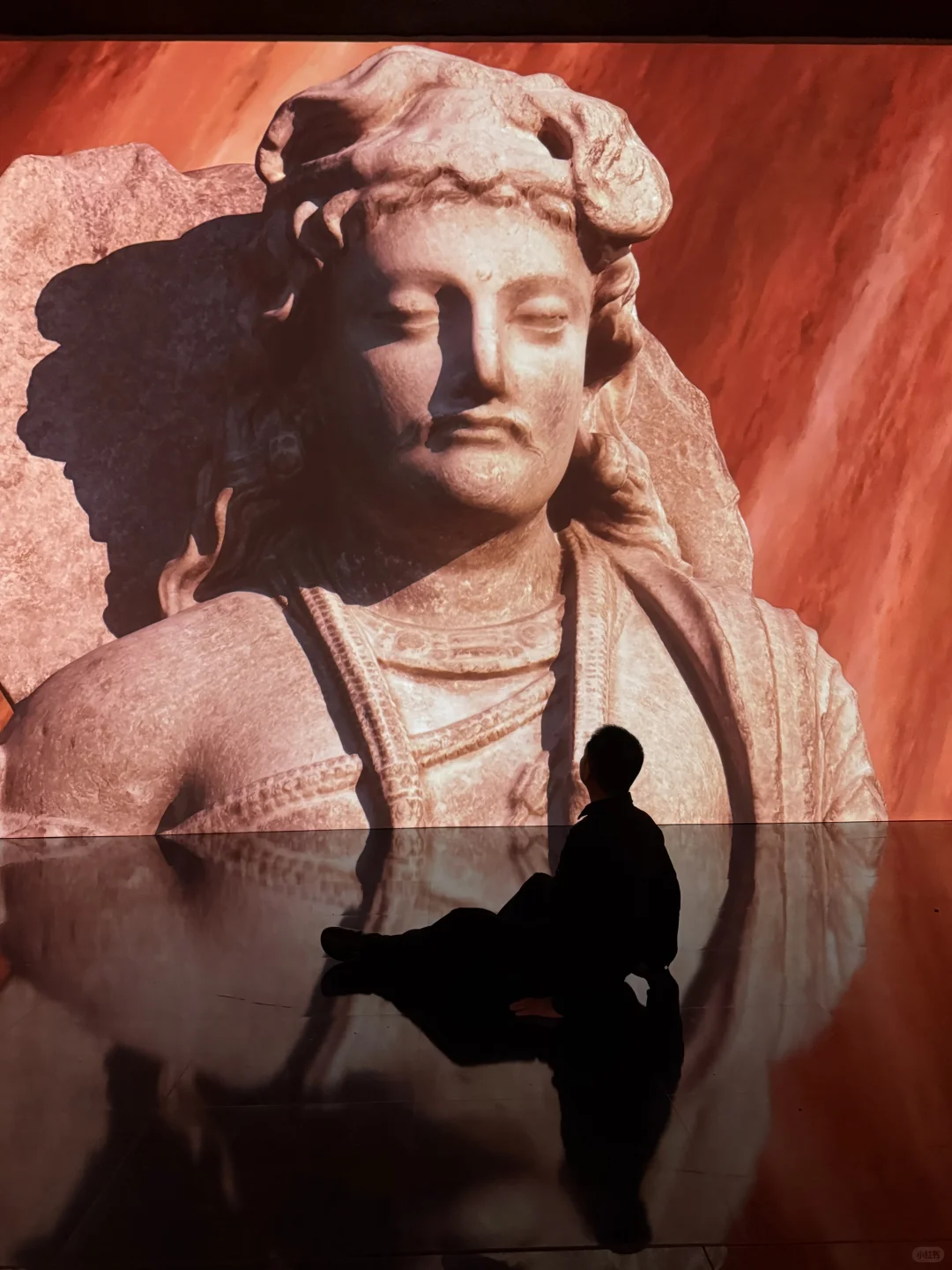 深圳新展｜与千年丝路文物群像的对望（live图