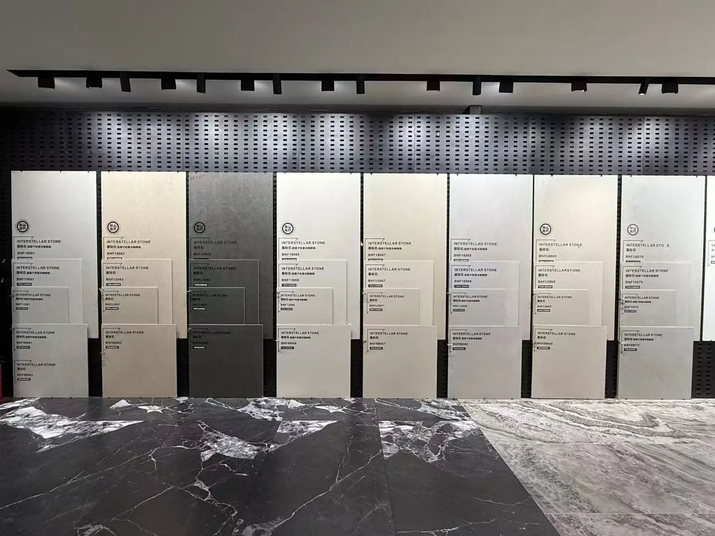 高尔夫瓷砖、瓷砖仓库直出、瓷砖仓库直出