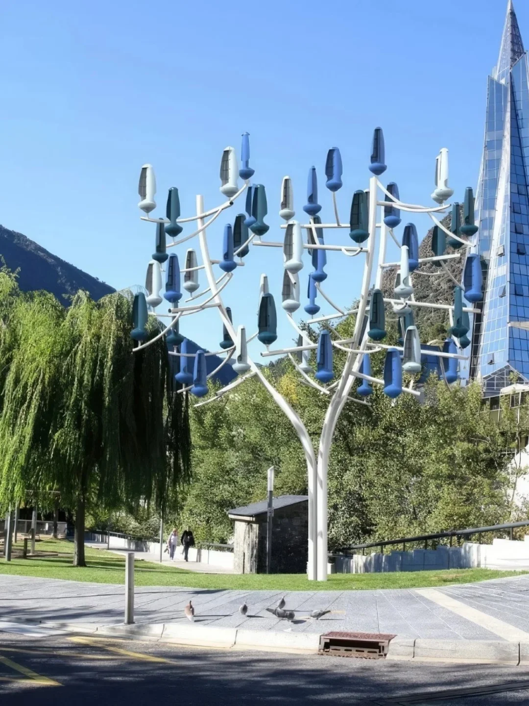 结合风能和太阳能的发电树?可持续