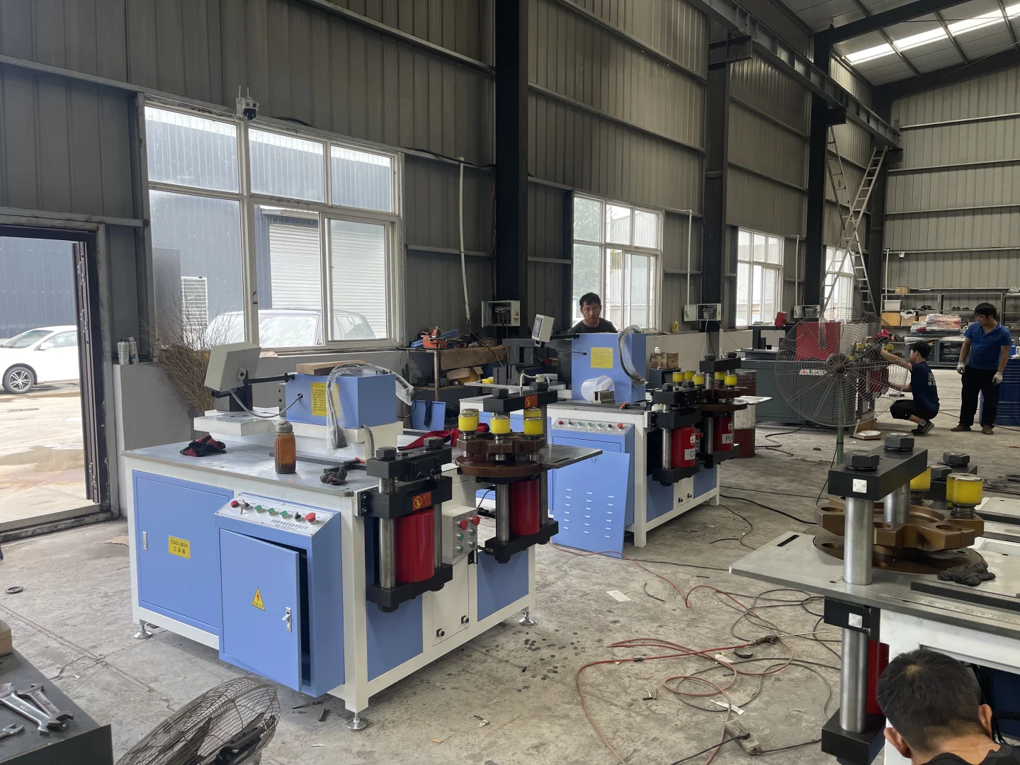 工厂直击：高效铜排机生产线实拍 ?✨