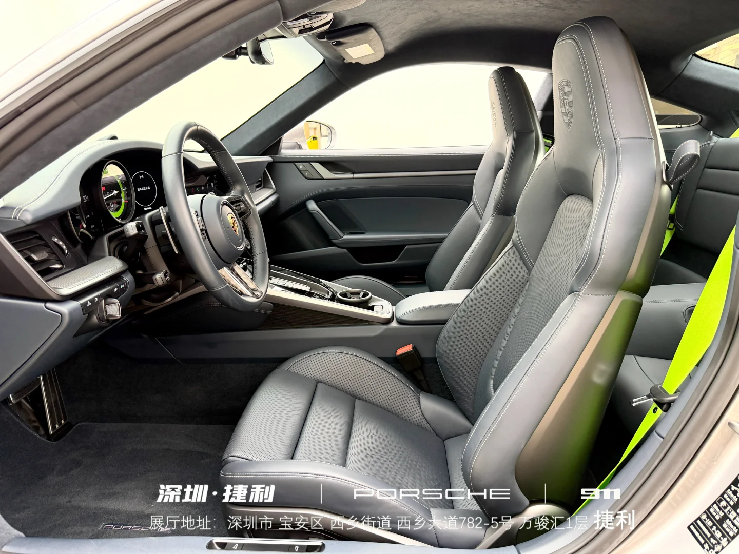 GT银 石墨蓝内 992