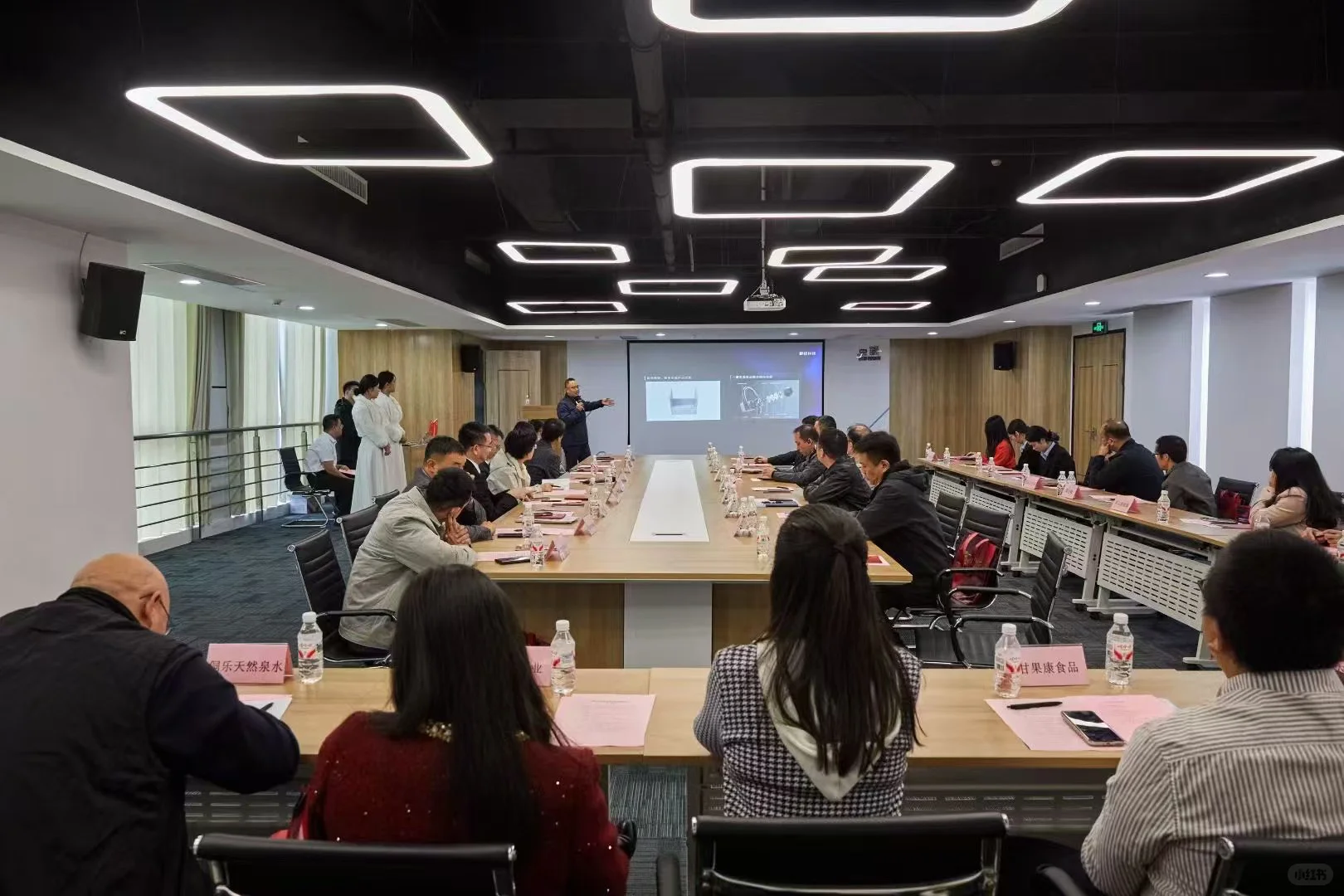 2026 跨境封神!广西凭啥成为下一个掘金地?