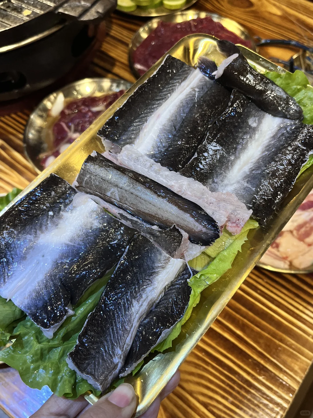 隐藏在菜肉市场里的烤肉店❗️现切牛肉香晕?