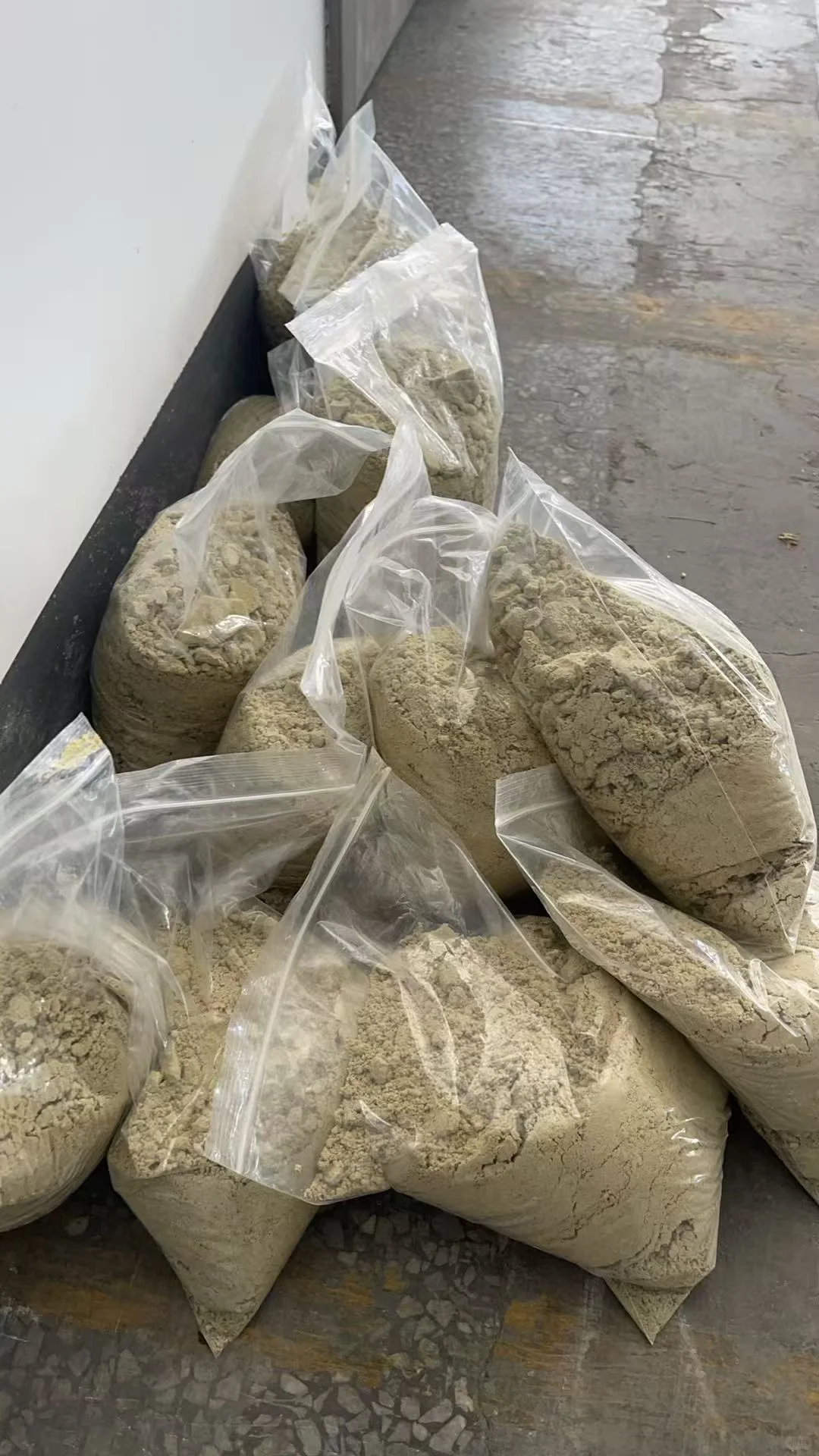 给你钱 给你钱 工业固废 有懂的人回收吗？