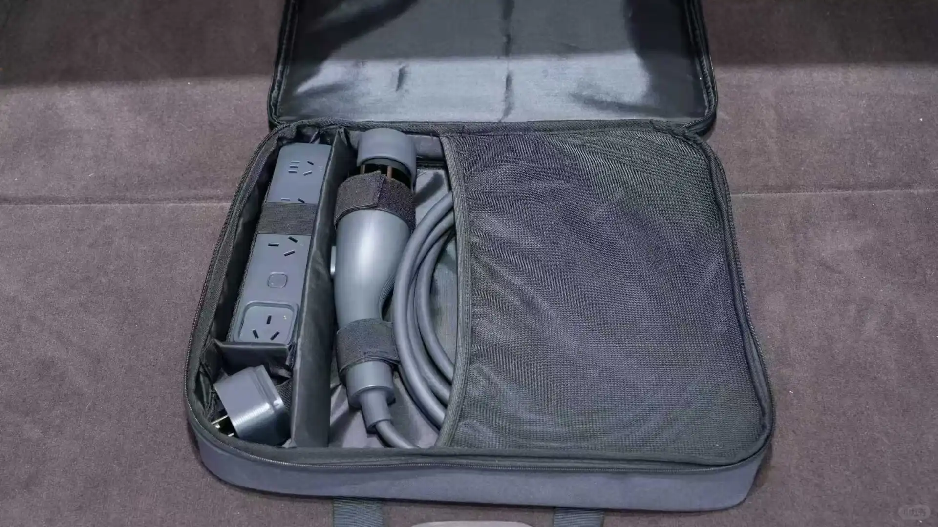 户外写生的安全感就是玉衡C3给的！