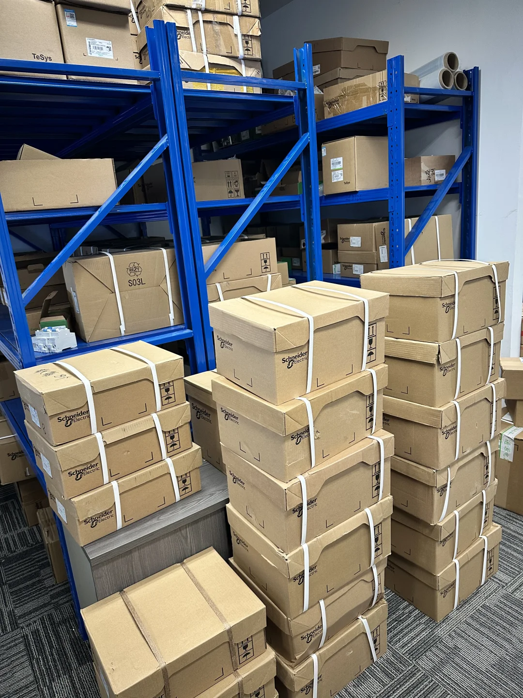 施耐德电气江苏代理在线寻找客户