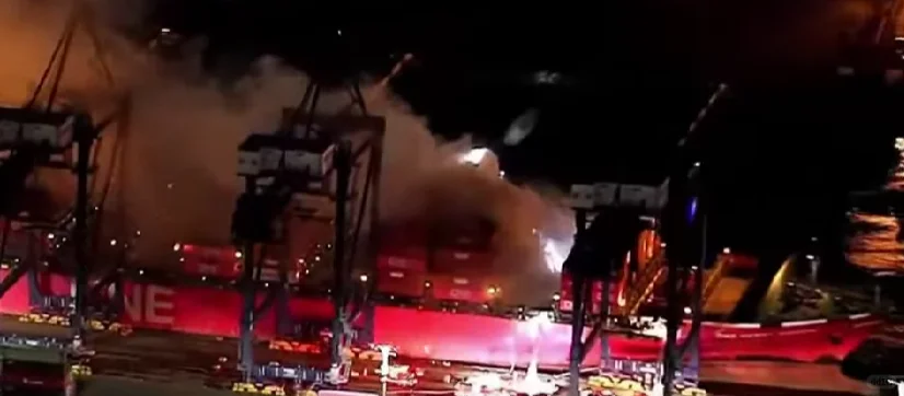 突发!ONE运营一集装箱船在洛杉矶港起火