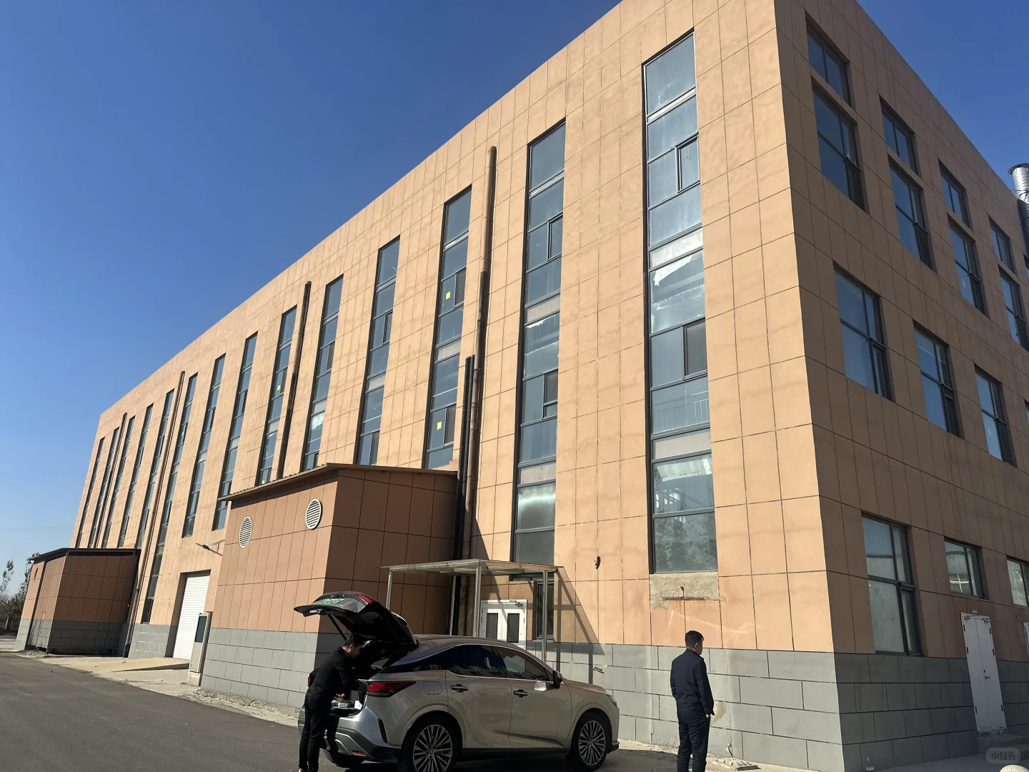 不用劳务的厂有人要进吗！！