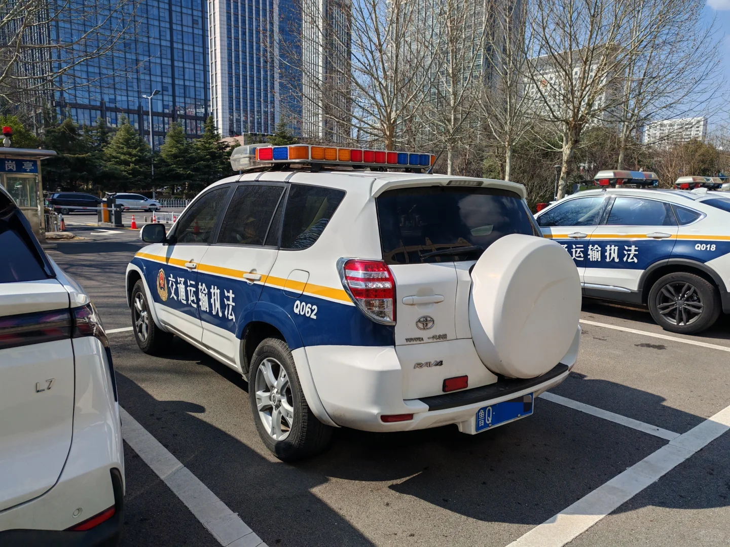 交通运输执法车辆