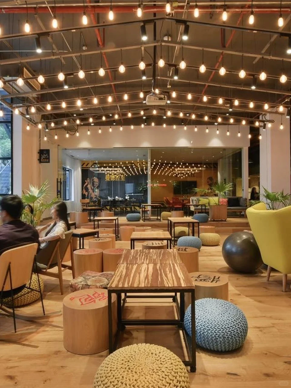 酒仙桥独栋办公｜494工位｜一价全含