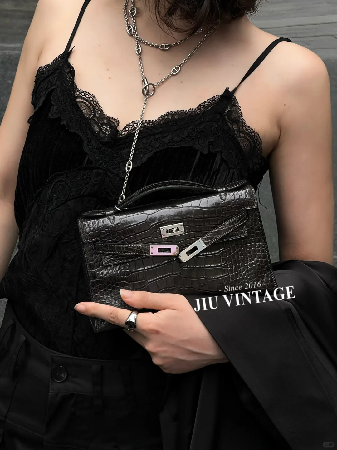 Hermes石墨灰kelly一代?这比黑银帅多了!