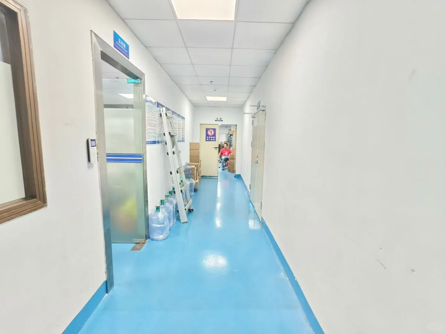 宝安固戍❤️大型产业园独立半层1200平