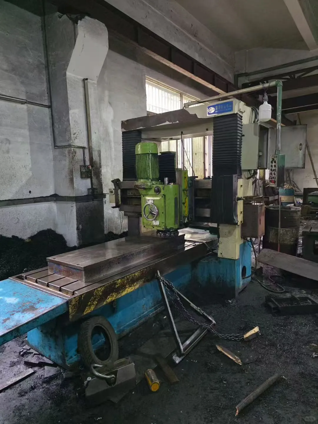 工厂倒闭了，卖完就回老家