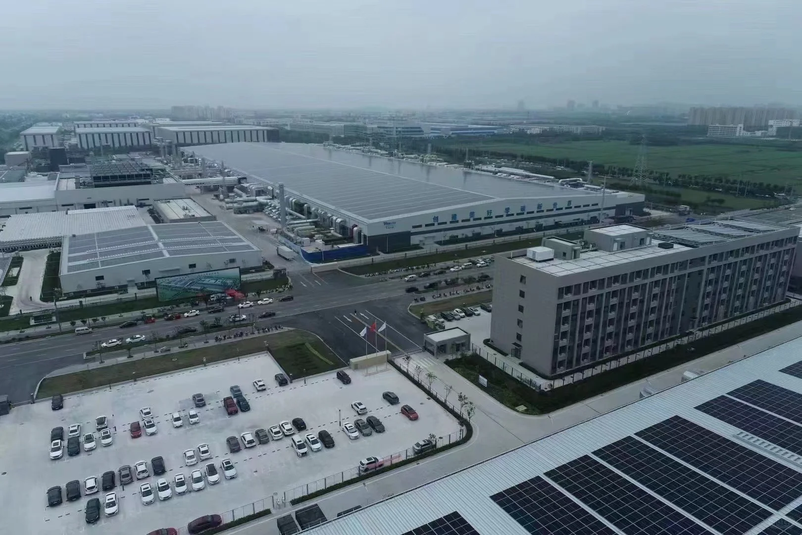 为什么企业要装光伏？优势在哪呢？