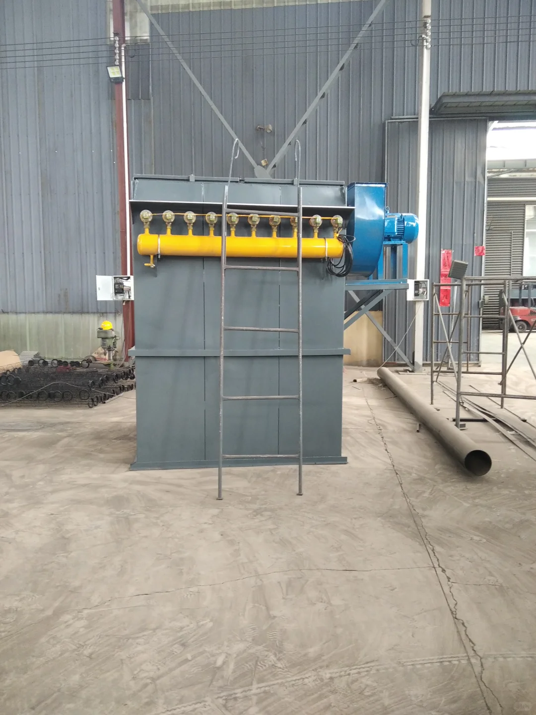 化工厂布袋除尘器:高效净化技术保障生产